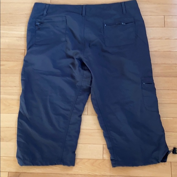 Capris - Picture 4 of 4